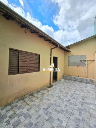 Imagem Casa com 2 dormitórios à venda, 85 m² por R$ 245.000,00 - Vila Cristina - Rio Claro/SP