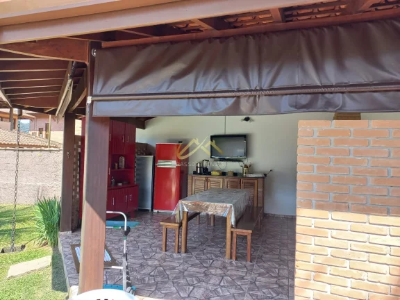 Imagem LINDA CASA EM CONDOMINIO FECHADO COM SEGURANÇA, LAGO E RIOS...