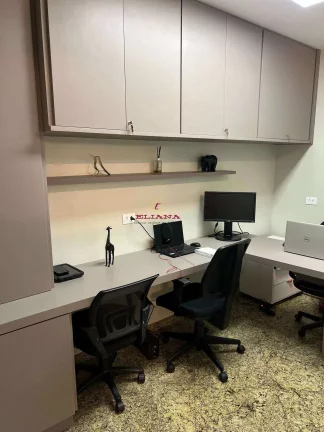 Imagem Sobrado à venda em Osasco, Centro, com 4 quartos, 354m²