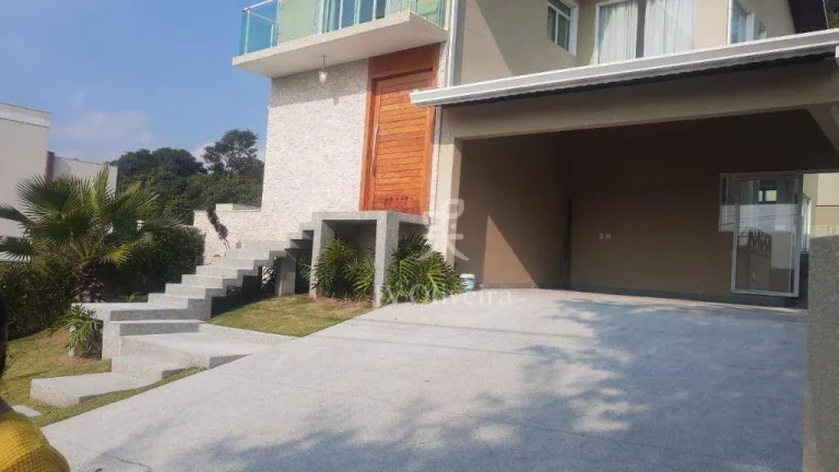 Imagem Casa em condomínio à venda, 300 m², 3 suítes, 4 banheiros, 4 vagas - Jardim Caiapia - Cotia/SP
