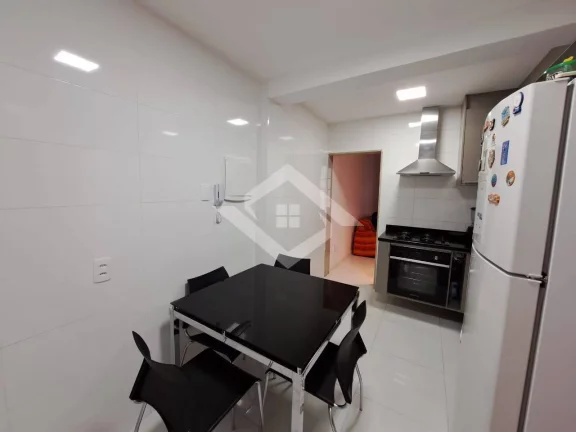 Imagem Casa em Condomínio para Venda no bairro Ingá, Niteroi.