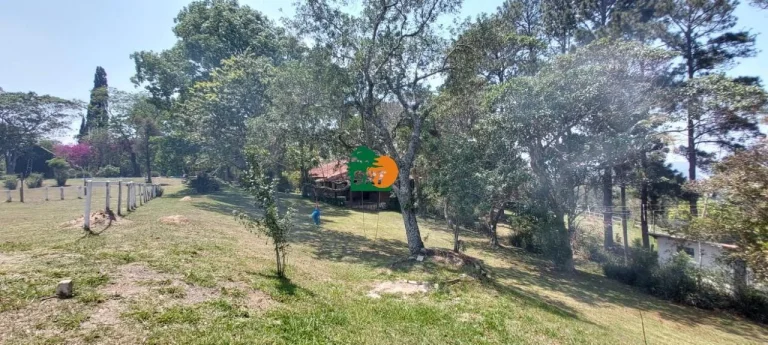 Imagem Área para Venda em São Roque, Jardim Boa Vista, 2 dormitórios, 3 banheiros