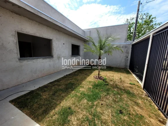 Imagem Casa nova na Zona Leste de Londrina com 98m² de área útil, 3 dormitórios (1 suíte), banheiro social, sala integrada, cozinha e 2 vagas de garagem.