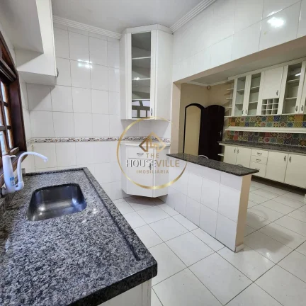 Imagem Casa Sobrado 3 Dormitórios (1 Suíte), Villa Branca, Jacareí.
