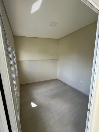 Imagem Casa térrea moderna com 3 suítes no Condomínio Lago da Serra em Araçoiaba da Serra