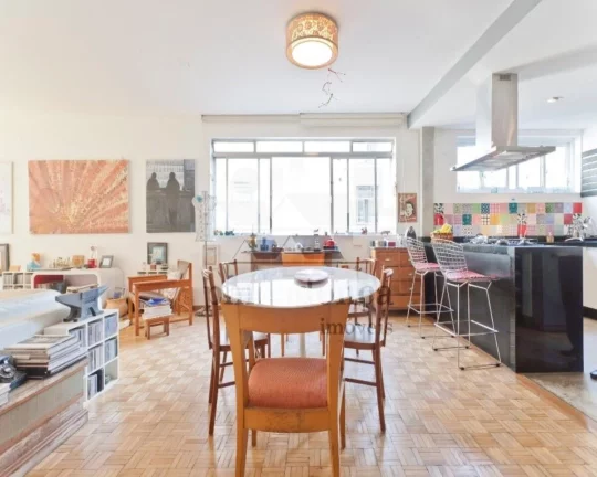 Imagem Apartamento à venda na Rua Sabará com 3 quartos sendo 2 suítes, 2 vagas, 193m²
