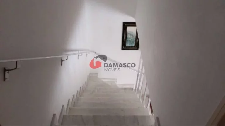 Imagem Sobrado à venda 3 Quartos, 2 Vagas, 150M², Cerâmica, São Caetano do Sul - SP