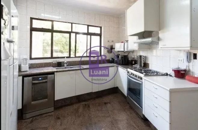 Imagem Excelente apartamento de alto padrão com vista deslumbrante para o lago igapó