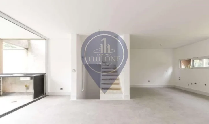Imagem Impecável Casa em Condomínio à Venda em São Paulo-SP, Santo Amaro: 4 Quartos, 4 Suítes, 2 Salas, 5 Banheiros, 4 Vagas, 450m².