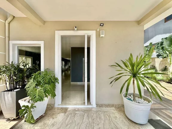 Imagem Cond. Golf Village - Impecável, 4 dorms / 2 suítes, gourmet, piscina!