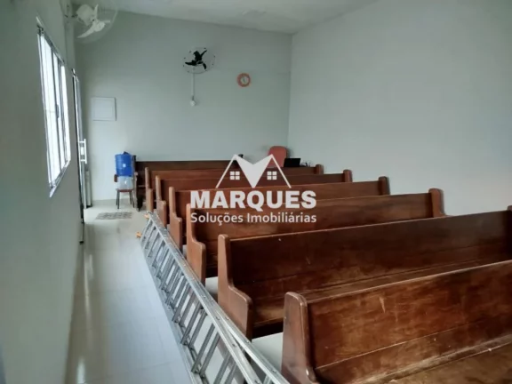 Imagem Terreno de 301m² com Salão Versátil no Jardim das Figueiras
