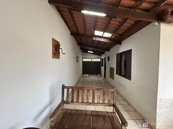 Imagem Casa com Piscina à Venda no Novo Horizonte – 3 Quartos e Espaço Gourmet!