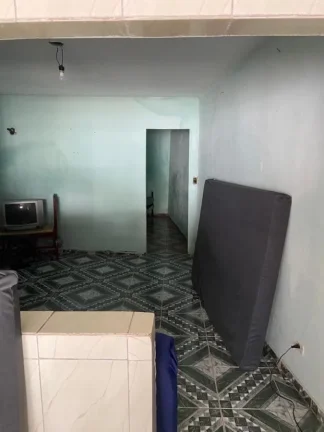 Imagem Casa para Venda em Itanhaém, Nossa Senhora do Sion, 1 dormitório, 1 banheiro, 2 vagas
