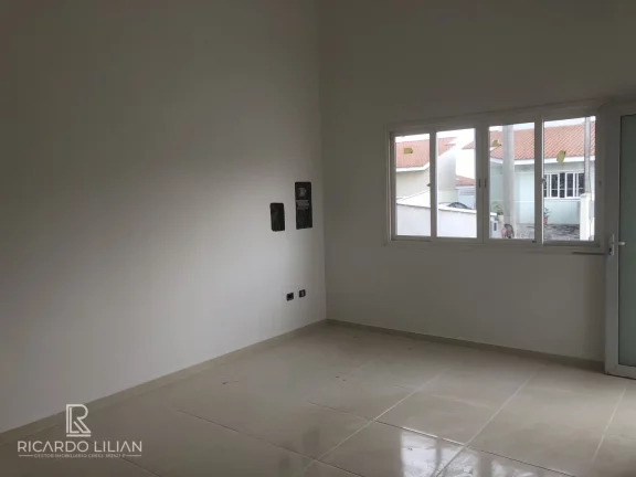 Imagem Casa térrea de condominio com 3 dormitórios sendo uma suite, duas vagas e quintal - A VENDA!!!