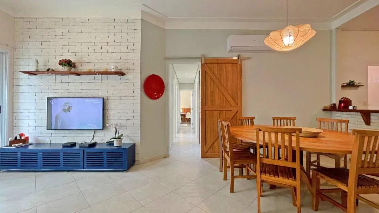 Imagem Luxuoso Aparthouse à Venda na Riviera de São Lourenço