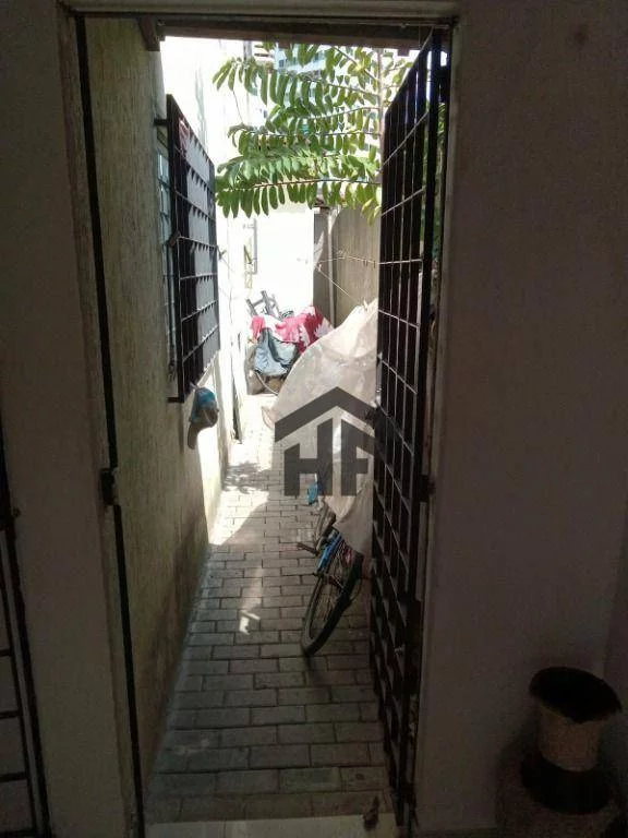 Imagem Casa com 4 Quartos à Venda, 175 m² em Encruzilhada - Recife