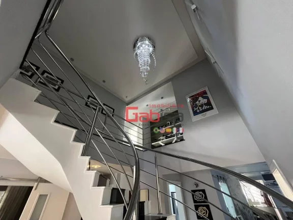 Imagem Casa 5 Suítes em Condomínio Fechado