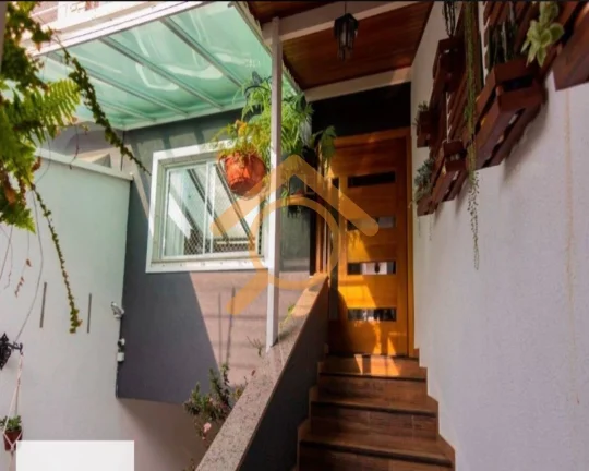 Imagem Casa à venda em São Paulo-SP, no Jardim Marajoara, com 3 quartos, 3 suítes, 2 salas, 5 banheiros, 3 vagas de garagem, 236m².
