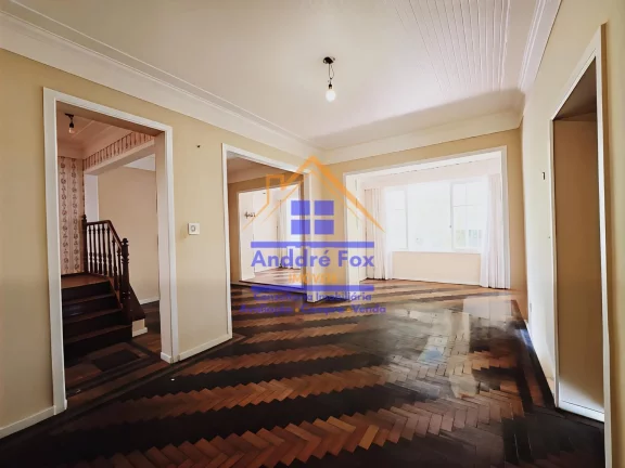 Imagem Casa Duplex sala em 4 amb., 3 quartos c/ arm, copa cozinha, a. de serv., quintal, 1 Vaga, à venda, 226 M², por R$ 920.000 – Grajaú - Rio de Janeiro / RJ.