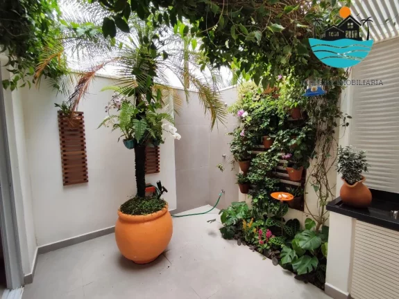 Imagem Casa a venda em Juquehy, com 4 dormitórios, 1 suíte, 02 vagas auto, churrasqueira, terraço, quarto térreo, 750m da praia | Juquehy Imobiliária
