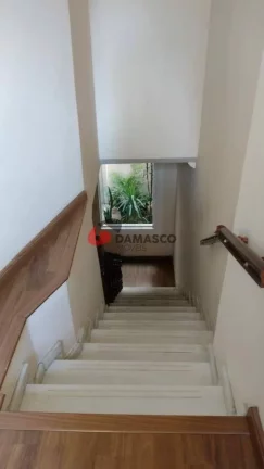 Imagem Sobrado à venda 3 Quartos, 3 Suites, 3 Vagas, 240M², Barcelona, São Caetano do Sul - SP