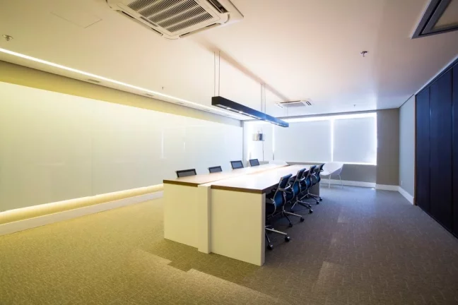 Imagem Sala comercial à venda em Porto Alegre, Petrópolis, 48,2m²