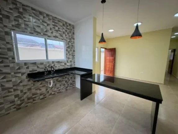 Imagem Casa para Venda em Itanhaém, Tupy, 2 dormitórios, 1 suíte, 2 banheiros, 3 vagas