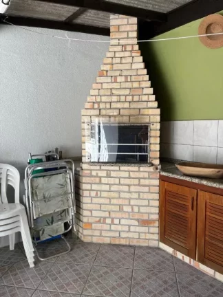 Imagem Trindade: onde a vida acontece ? Casa ampla maravilhosa com tudo ao seu redor