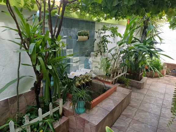 Imagem Imperdível oportunidade! Casa em condomínio à venda no Rio de Janeiro-RJ, 4 quartos, 2 suítes, 2 salas, 3 banheiros, 4 vagas, 230m².