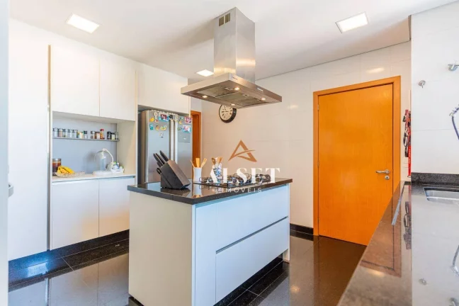 Imagem Apartamento espetacular com 5 suítes no Tatuapé