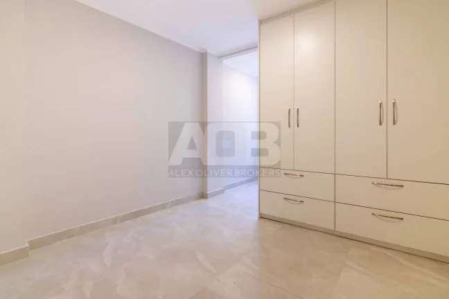 Imagem Apartamento à venda em Copacabana, 2quartos, 75m2, Rua Inhangá.