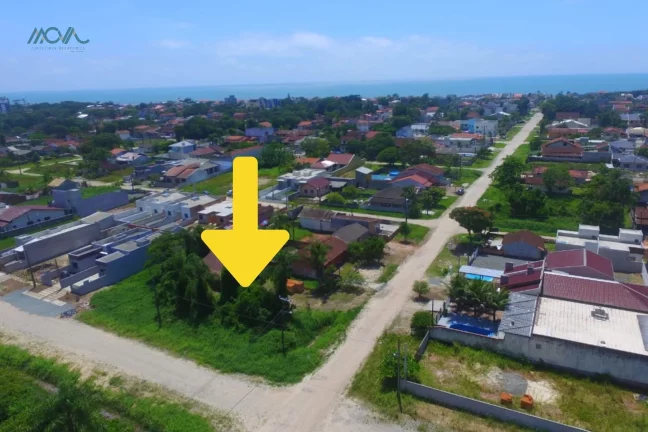 Imagem TERRENO ESQUINA Balneário CAMBIJU ! Pouca Vegetação Avenida Hercilio Luz x Avenida Felipe Schimidt