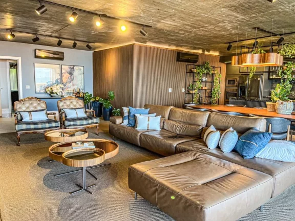 Imagem Apartamento à venda, com 4 quartos, 258m²
