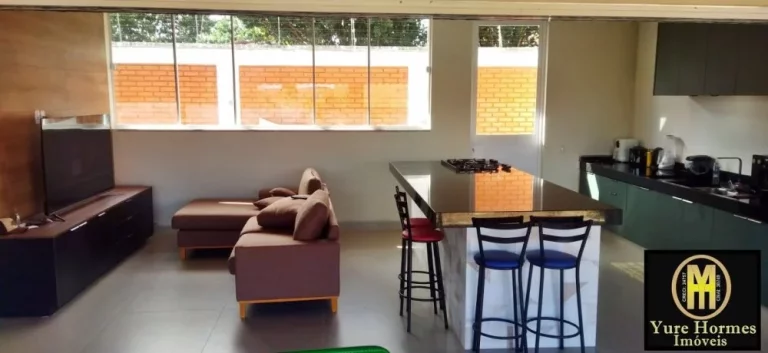 Imagem Casa de 3/4 Mobiliada Ótimo Padrão em condomínio Fechado