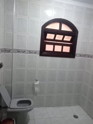 Imagem Sobrado com 3 dormitórios para alugar, 243 m² por R$ 2.500,00/mês - Parque Marajoara - Santo André/SP