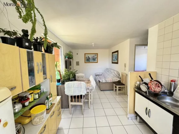 Imagem Apartamento para Venda em São José dos Pinhais, Colonia Rio Grande, 2 dormitórios, 1 banheiro, 1 vaga