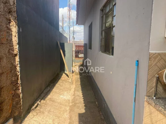 Imagem Casa com 3 dormitórios à venda, 140 m² por R$ 350.000,00 - Setor Bela Vista - Itumbiara/GO