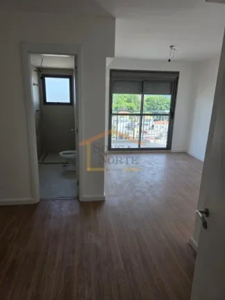 Imagem A planta bem distribuída conta com 3 suítes, 2 salas e uma cozinha integrada, proporcionando ampla...