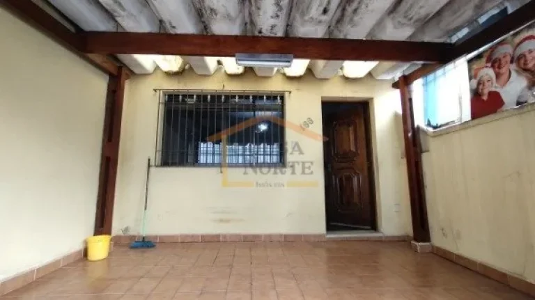 Imagem Casa antiga 2 dormitórios, 1 banheiro, 
1 vaga de garagem e cômodos amplos. Imóvel precisa de ref...