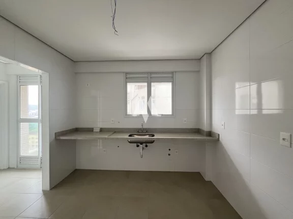 Imagem Apartamento Alto Padrão à venda com 3 suítes e Vista para o mar no bairro José Menino em Santos/SP