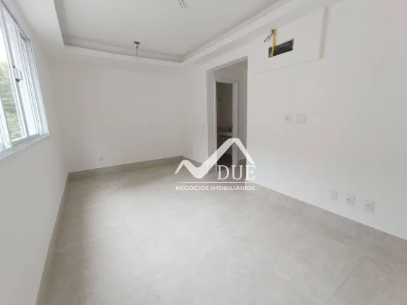 Imagem Sobrado com 3 dormitórios à venda, 151 m² por R$ 950.000,00 - Gonzaga - Santos/SP