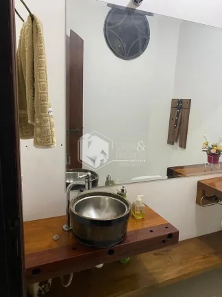 Imagem CASA À VENDA, COM 270M² COM 3 DORMS SENDO 2 SUÍTES, EDÍCULA E CHURRASQUEIRA, VAGA PARA ATÉ 5 CARROS - JARDIM NORDESTE