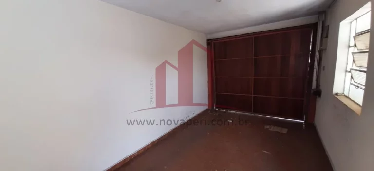 Imagem Casa Comercial com 6 Salas no Centro de Franco da Rocha-SP: Venda ou Locação com 3 Vagas de Garagem!