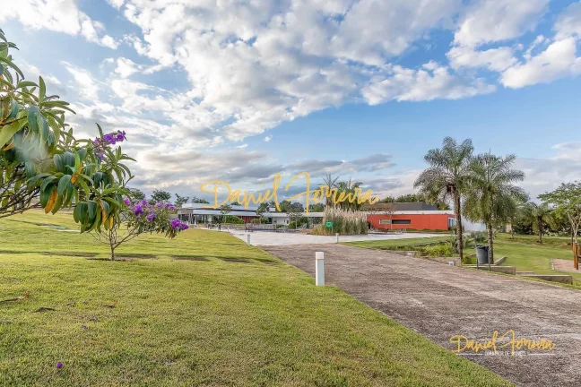 Imagem Lote de esquina com 492 m² - Residencial II - Alphaville Brasília