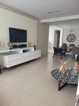 Imagem Casa à venda no bairro Coroa do Meio - Espaçosa e com área de lazer