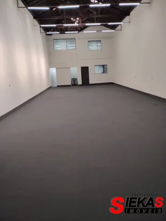 Imagem Galpão Comercial para Locação no Tatuapé, São Paulo-SP: 3 Vagas de Garagem e 300 m² de Área