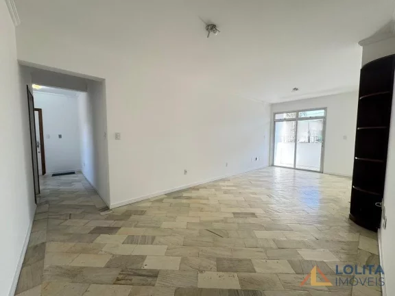 Imagem Apartamento no Centro de Florianópolis com 3 quartos e vaga de garagem!
