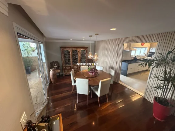 Imagem Casa incrível na Rua Laplace com 4 suítes, lazer completo e energia solar