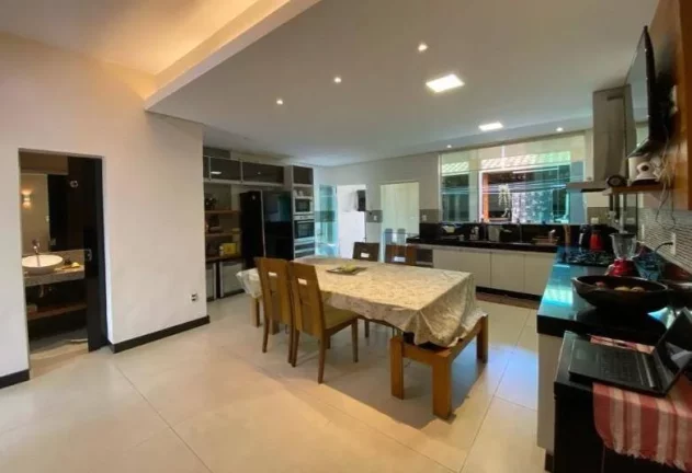 Imagem casa 3 quartos 1 suíte 2 vagas cobertas paralelas
