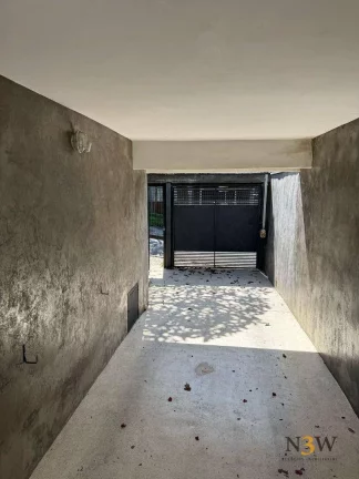 Imagem Casa à venda no Alto de Pinheiros São Paulo SP com 2 suítes, 2 vagas de garagem e 200m².